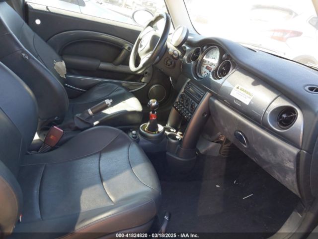 2003 MINI COOPER S WMWRE33413TD64309 Photo 4