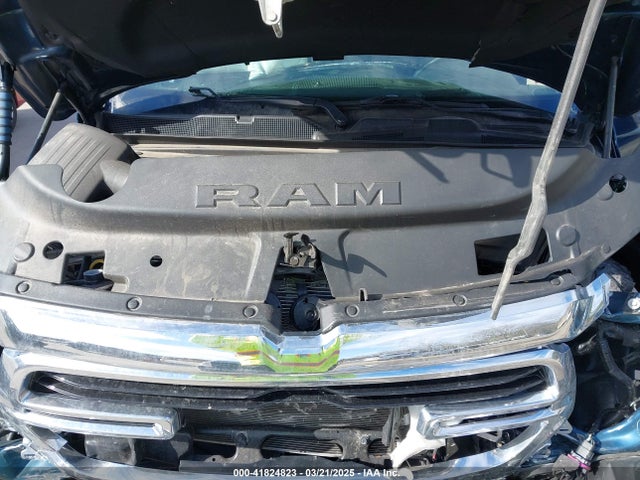 1C6SRFBT4LN224251 RAM 1500 Big Horn  4x4 6'4 Box