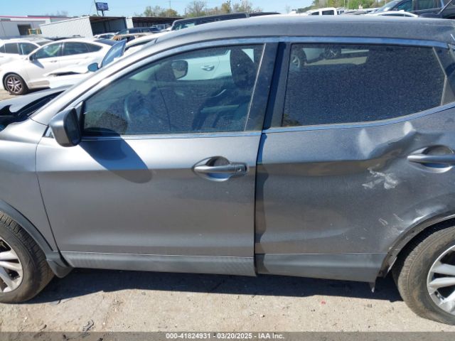 JN1BJ1CP5HW020356 Nissan Rogue Sport S