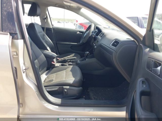3VWD17AJ5EM314985 Volkswagen Jetta 1.8t Se