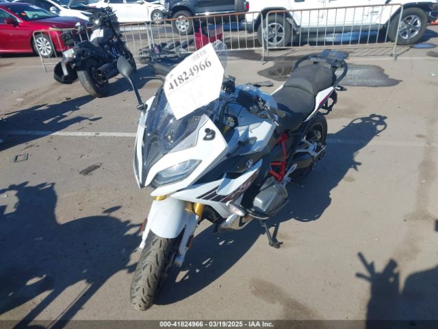 2022 BMW R 1250 WB10J830XN6F47854 Photo 1