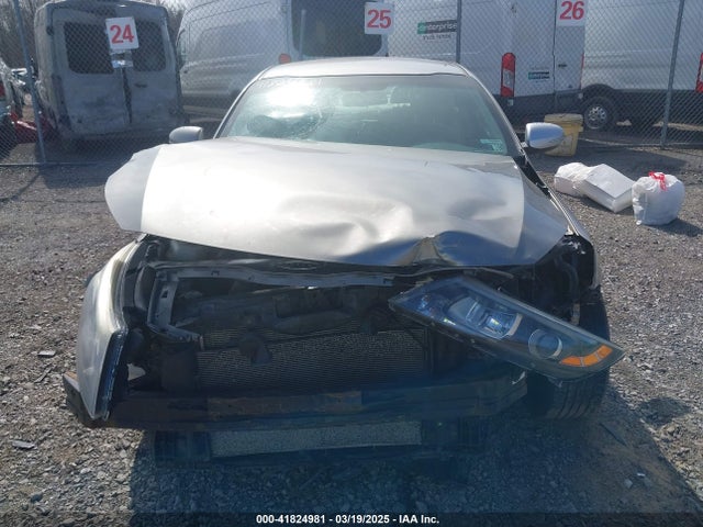 5XXGM4A79EG287804 KIA Optima Lx