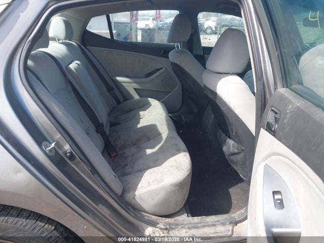 5XXGM4A79EG287804 KIA Optima Lx