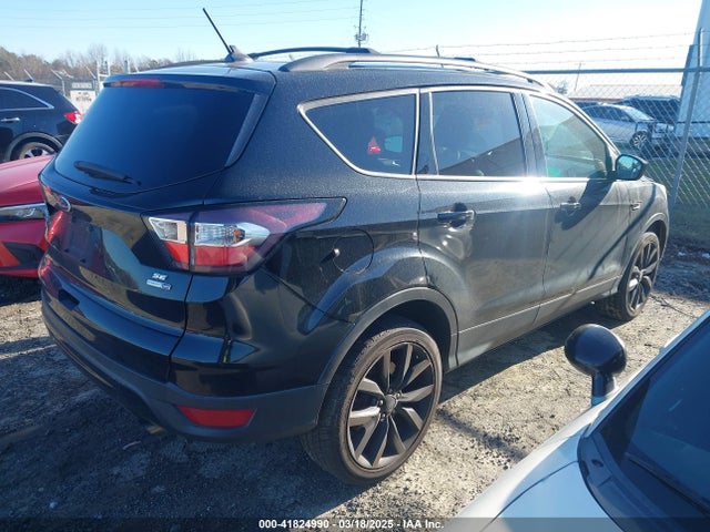 1FMCU9GD5JUA16120 Ford ESCAPE SE
