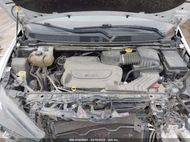 2C4RC1CG4NR103397 Chrysler Voyager Lx