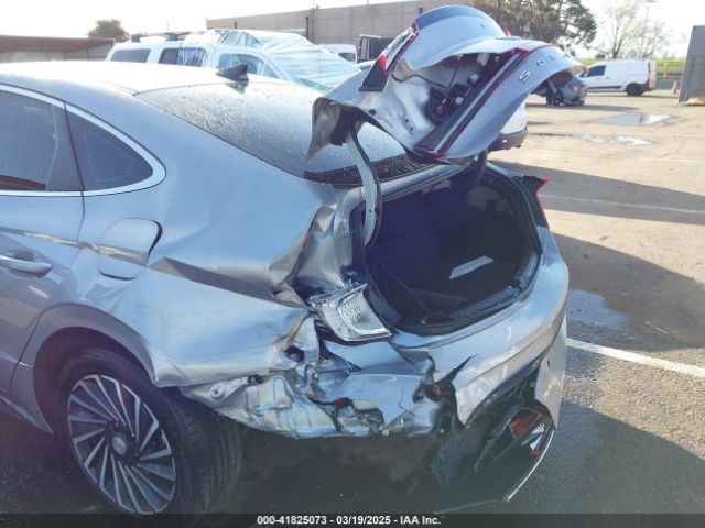 KMHL34JJ5PA071052 Hyundai Sonata Hybrid Sel