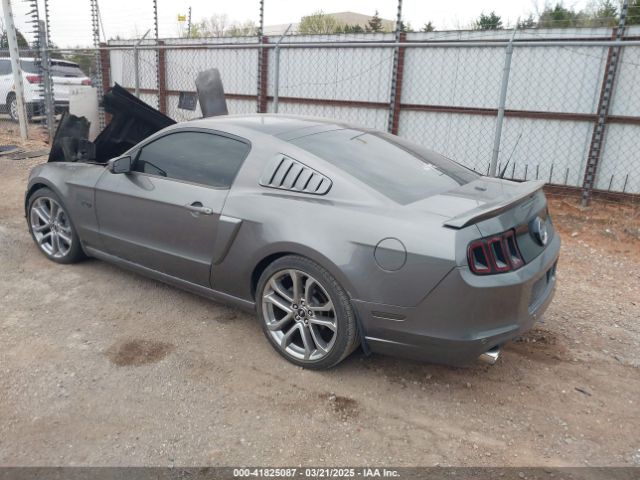 2013 FORD MUSTANG 1ZVBP8CF9D5232069 Photo 2