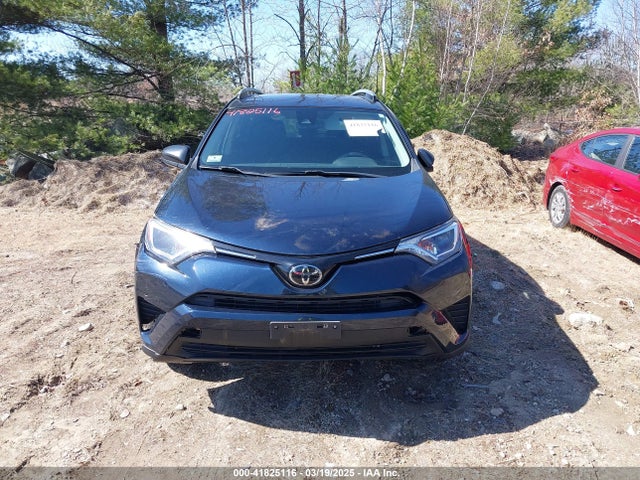 JTMBFREV9HJ704140 Toyota RAV4 LE