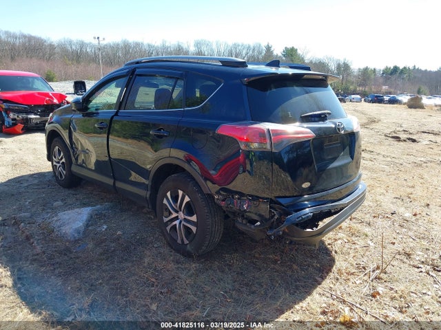 JTMBFREV9HJ704140 Toyota RAV4 LE