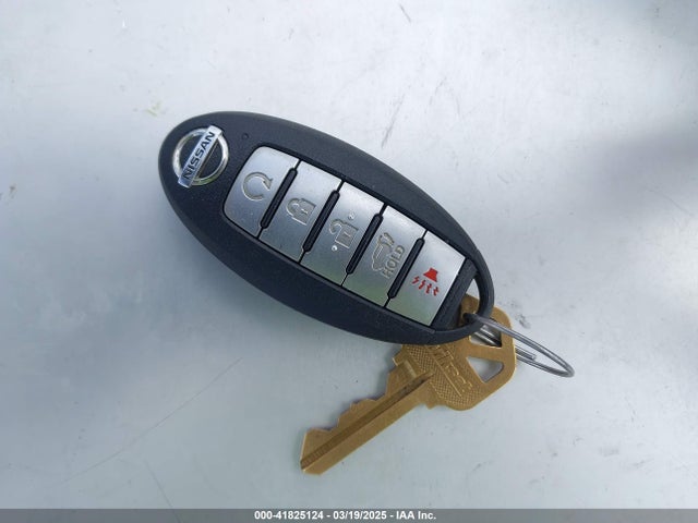 5N1AT2MT9KC708949 Nissan ROGUE SV