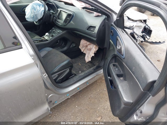 1C3CCCBB9FN702905 Chrysler 200 S