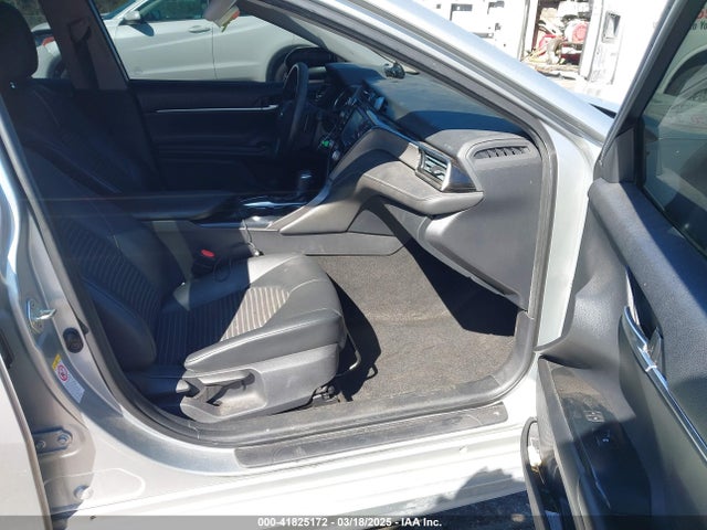 4T1B11HK3JU544385 Toyota CAMRY SE