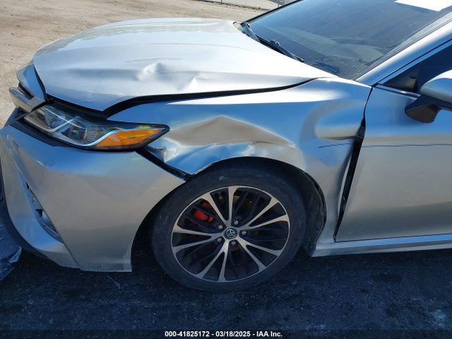 4T1B11HK3JU544385 Toyota CAMRY SE