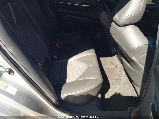 4T1B11HK3JU544385 Toyota CAMRY SE