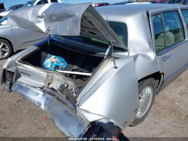 1992 CADILLAC DEVILLE 1G6CD53B5N4206641 Photo 5