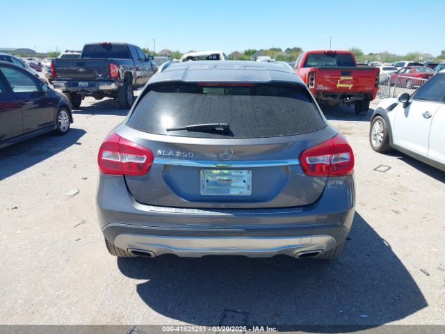 WDCTG4EB5GJ220730 Mercedes-Benz GLA 250