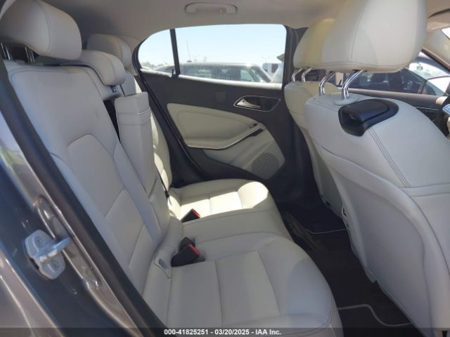 WDCTG4EB5GJ220730 Mercedes-Benz GLA 250