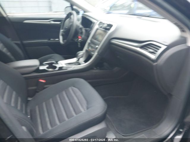3FA6P0H79GR138854 Ford FUSION SE