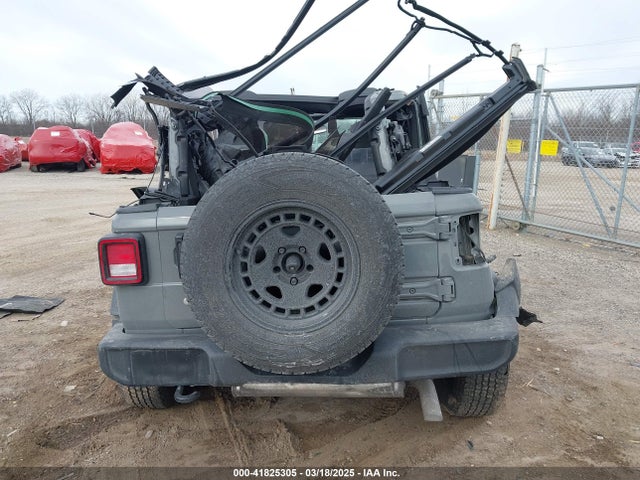 1C4GJXAGXJW197483 Jeep 2018