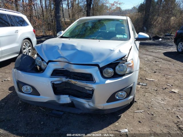 1G1JE5SB2F4201930 Chevrolet Sonic Ltz Auto