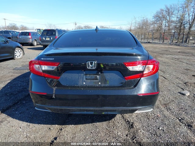 1HGCV1F13JA257932 Honda ACCORD LX