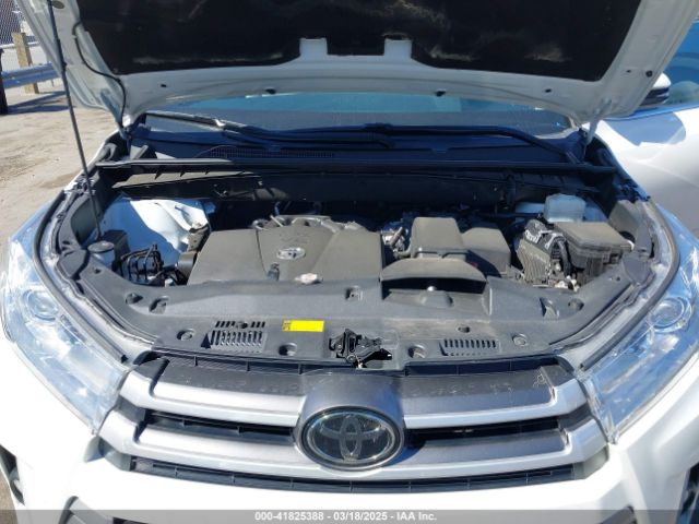 5TDKZRFH0KS567597 Toyota Highlander Xle