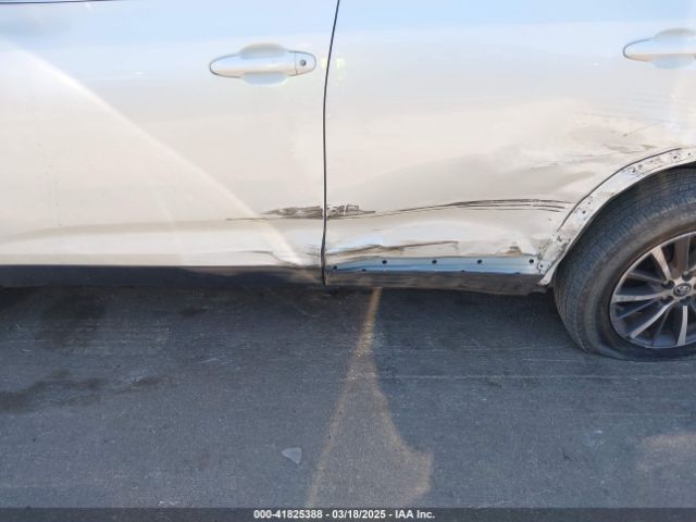 5TDKZRFH0KS567597 Toyota Highlander Xle