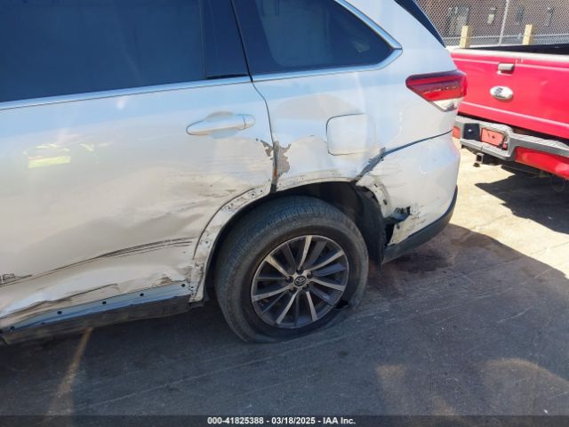 5TDKZRFH0KS567597 Toyota Highlander Xle