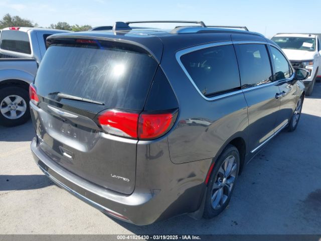 2018 CHRYSLER PACIFICA 2C4RC1GG4JR321621 Photo 3