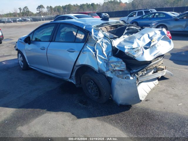 2017 CHEVROLET CRUZE 1G1BC5SM5H7154678 Photo 2