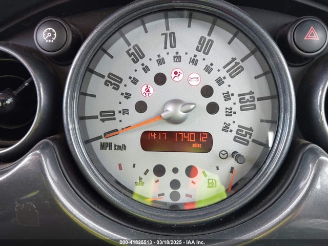 2006 MINI COOPER WMWRC33516TK67711 Photo 6