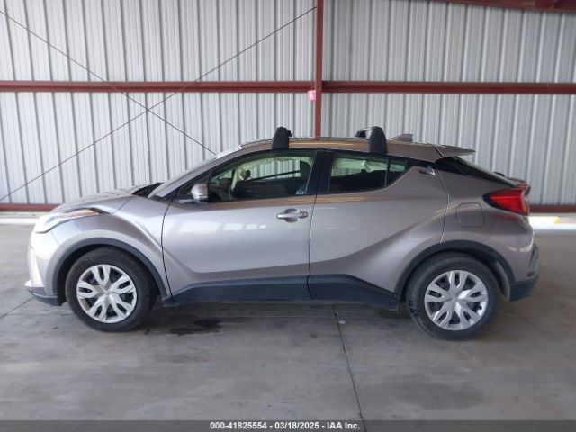 JTNKHMBX8L1068088 Toyota C-HR LE
