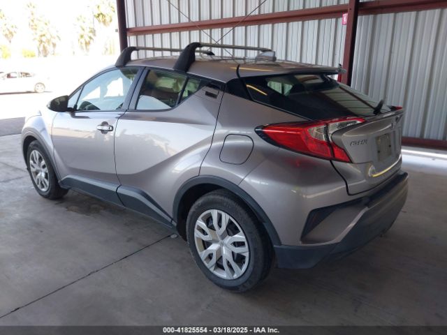 JTNKHMBX8L1068088 Toyota C-HR LE