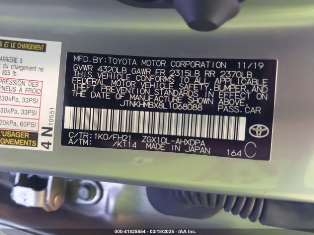 JTNKHMBX8L1068088 Toyota C-HR LE
