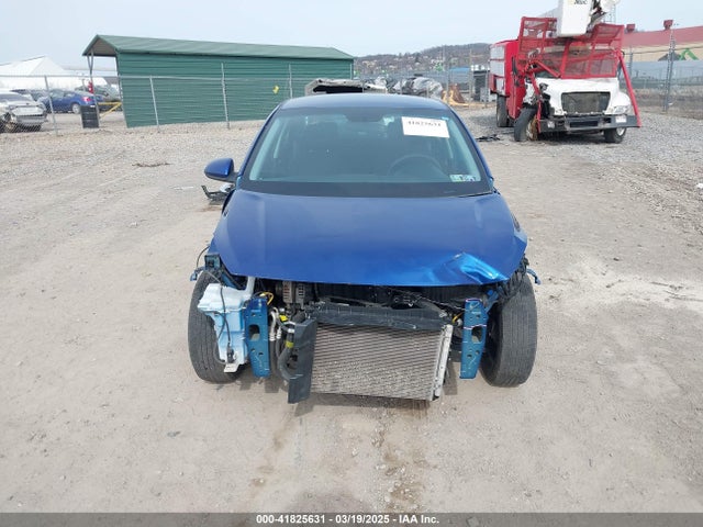 3KPA24AB1JE094811 KIA RIO S