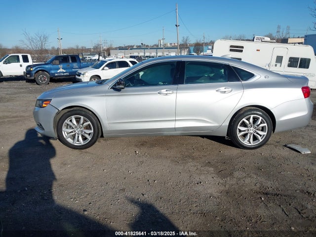 Chevrolet IMPALA 1LT 2018 2G1105SA8J9157511 Image 14