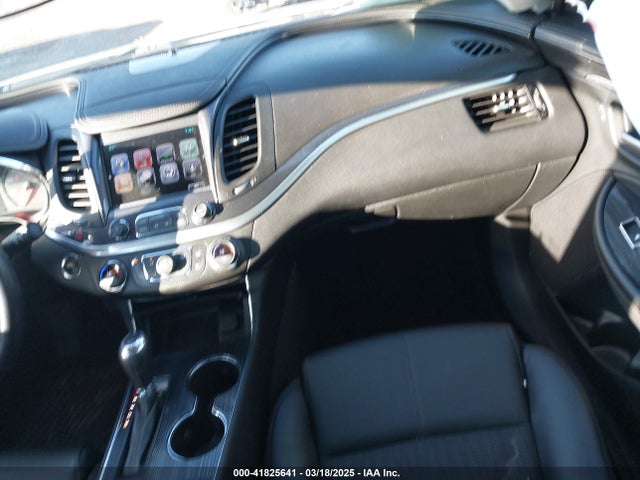 Chevrolet IMPALA 1LT 2018 2G1105SA8J9157511 Image 5