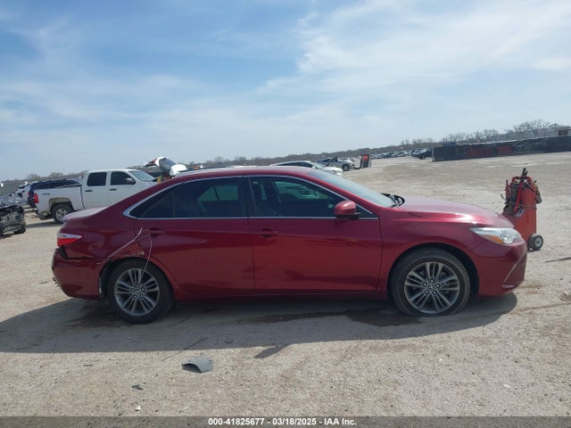 4T1BF1FKXHU811147 Toyota CAMRY SE