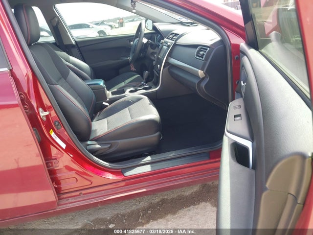 4T1BF1FKXHU811147 Toyota CAMRY SE