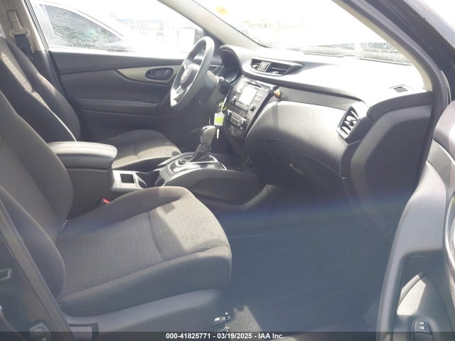 JN1BJ1CRXHW140204 Nissan Rogue Sport S