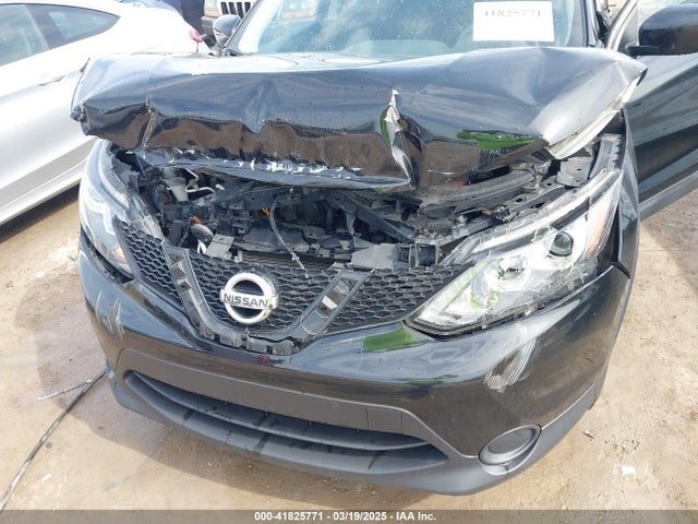 JN1BJ1CRXHW140204 Nissan Rogue Sport S