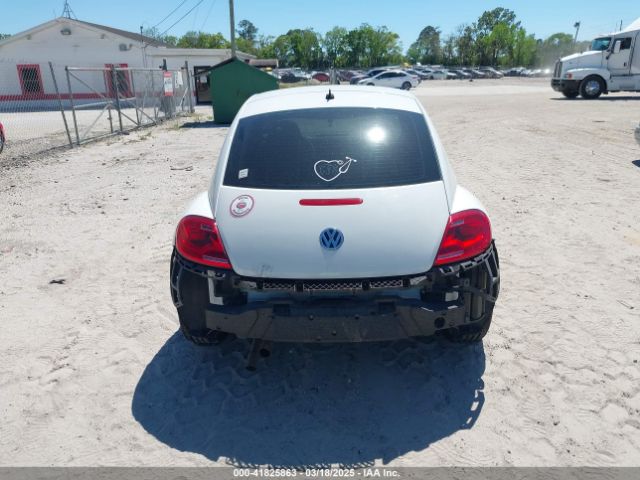 3VWFP7AT8EM601987 Volkswagen Beetle 2.5l Entry