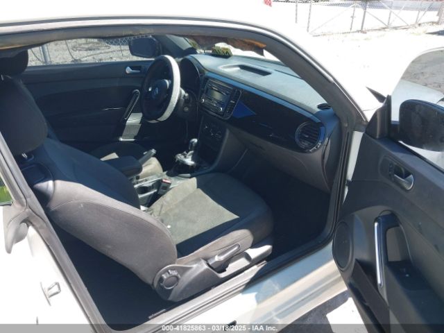 3VWFP7AT8EM601987 Volkswagen Beetle 2.5l Entry