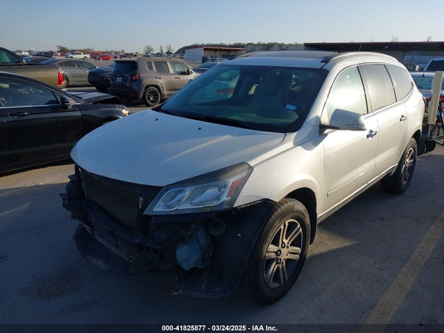 Chevrolet Traverse 2lt 2015 1GNKRHKD8FJ205055 Image 2