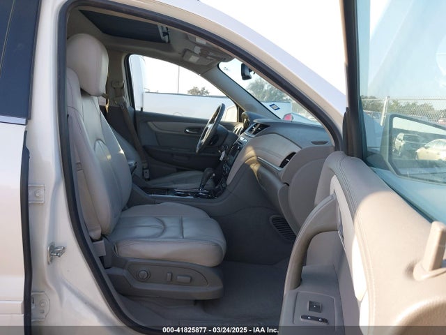 Chevrolet Traverse 2lt 2015 1GNKRHKD8FJ205055 Image 5