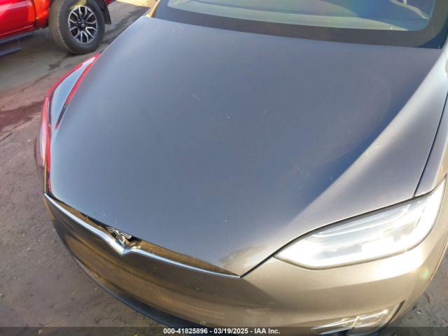 2018 TESLA MODEL X 5YJXCBE20JF103546 Photo 9