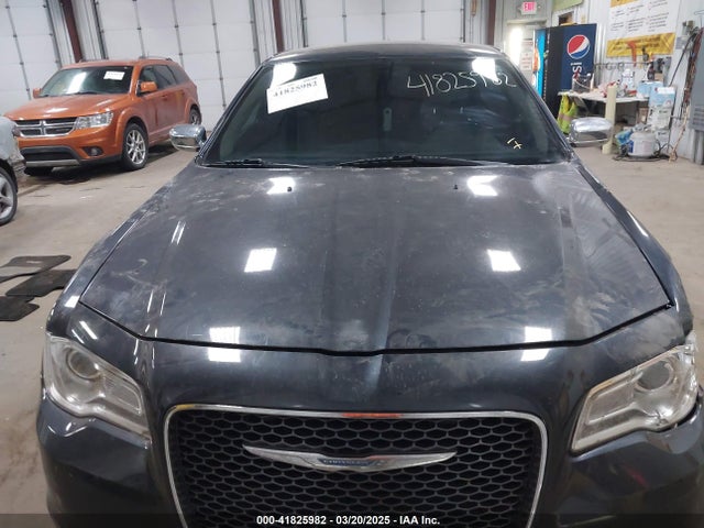 2C3CCAKG2HH597183 Chrysler 300c Awd