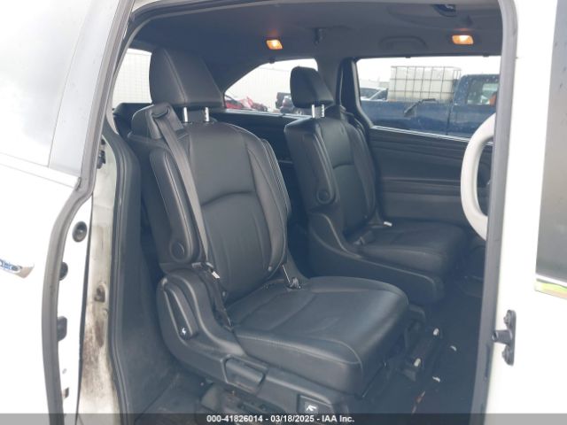 5FNRL6H8XNB057293 Honda Odyssey Touring