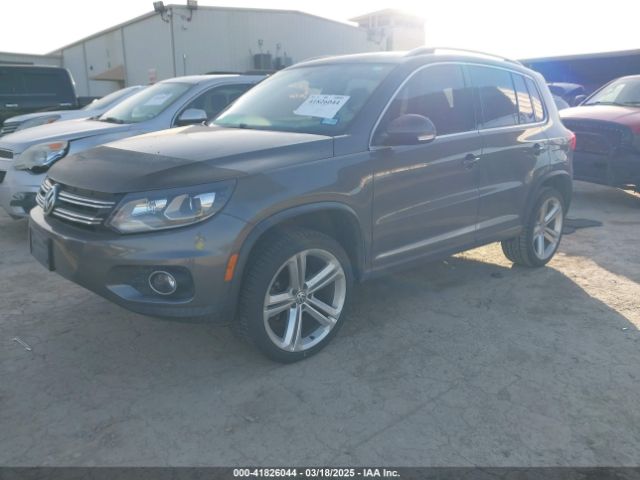 WVGAV7AX3FW115042 Volkswagen Tiguan R-line