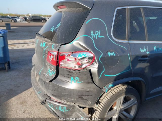 WVGAV7AX3FW115042 Volkswagen Tiguan R-line
